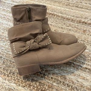 Kidpik size 4 girls boots